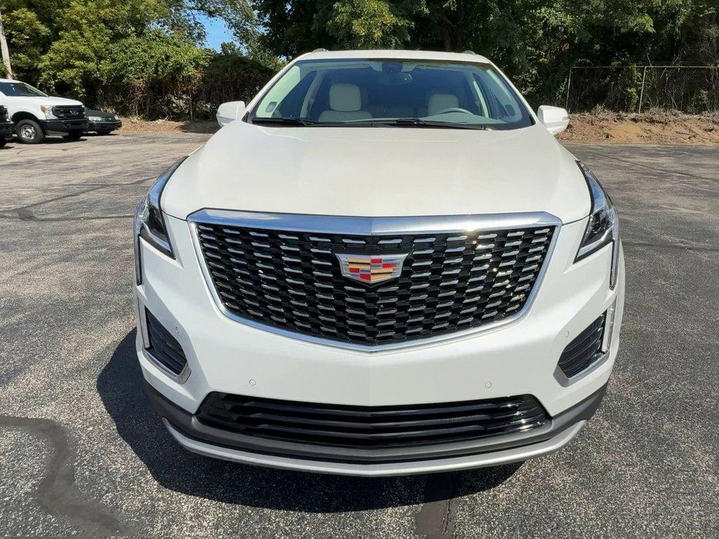 used 2024 Cadillac XT5 car, priced at $42,900
