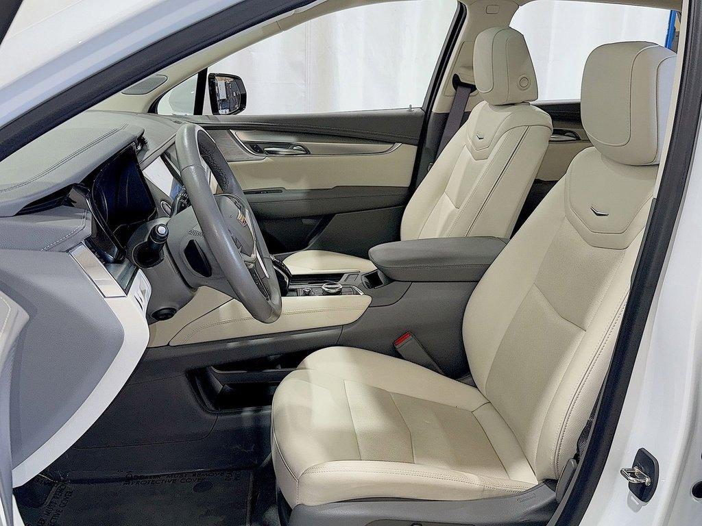 used 2024 Cadillac XT5 car, priced at $42,900