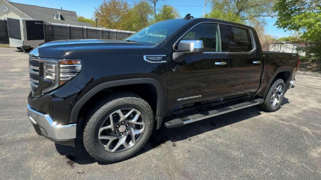 new 2025 GMC Sierra 1500 car, priced at $58,235