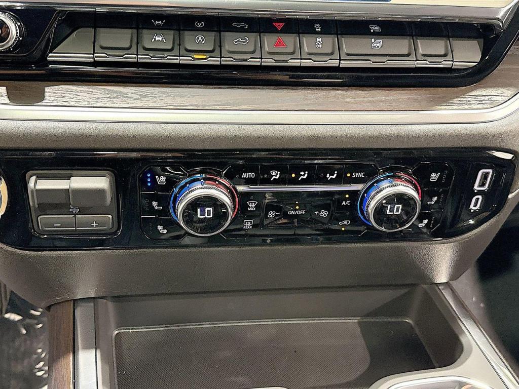 new 2025 GMC Sierra 1500 car, priced at $58,235