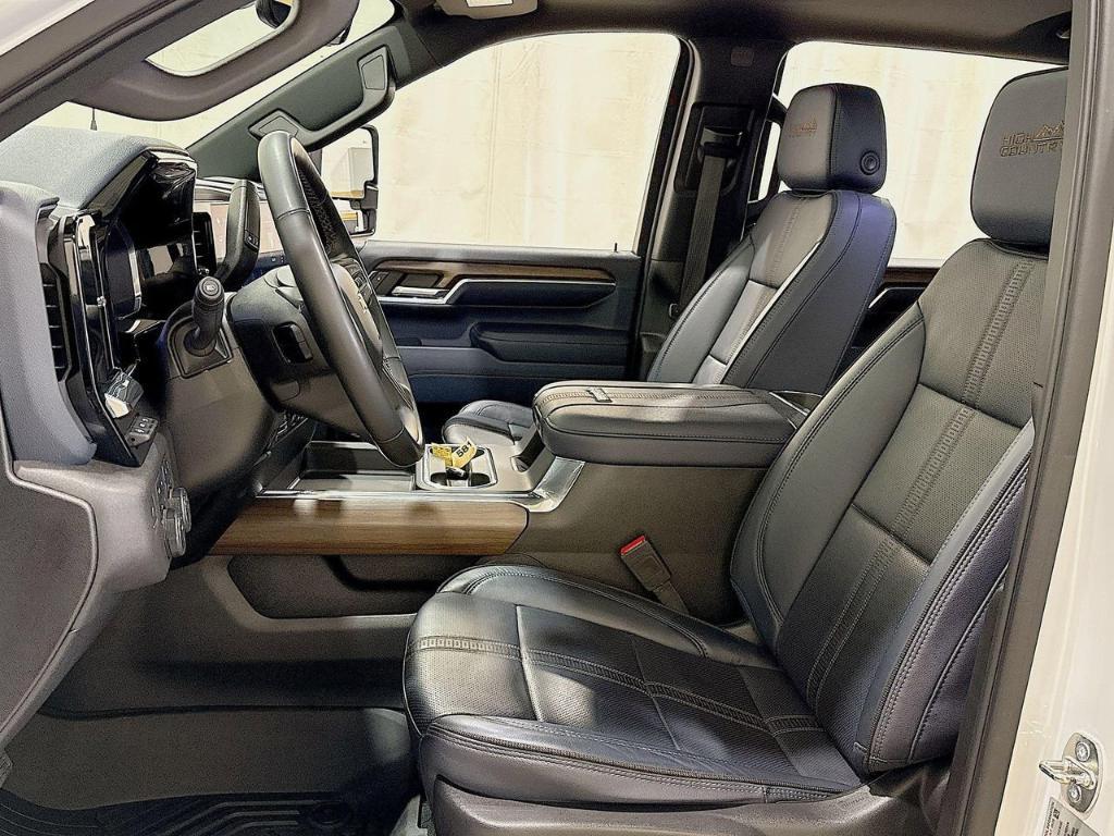 used 2024 Chevrolet Silverado 3500 car, priced at $71,000