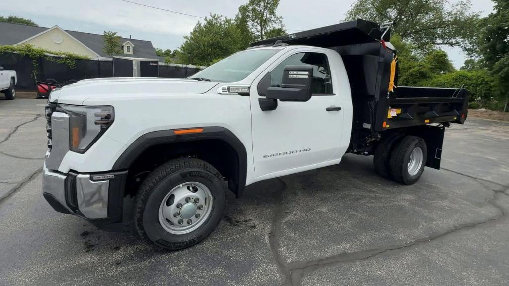 new 2025 GMC Sierra 3500 car, priced at $67,343