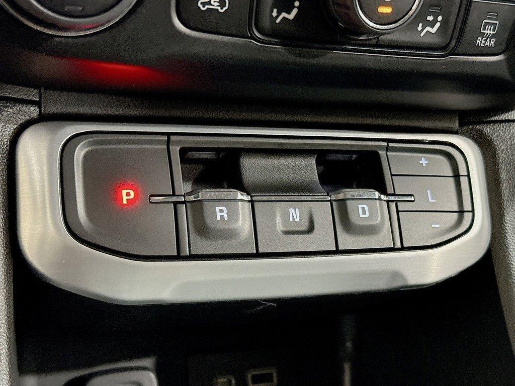 used 2023 GMC Acadia car, priced at $28,900