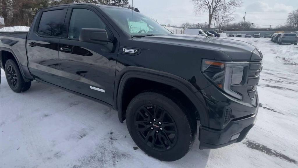 new 2025 GMC Sierra 1500 car, priced at $49,390