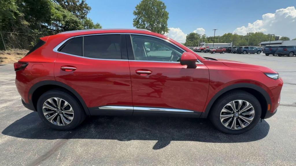 new 2025 Buick Envision car, priced at $39,617