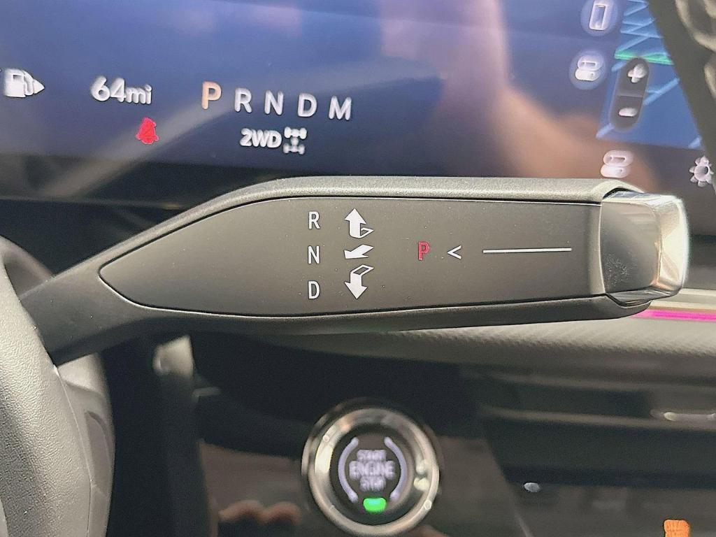 new 2025 Buick Envision car, priced at $39,617