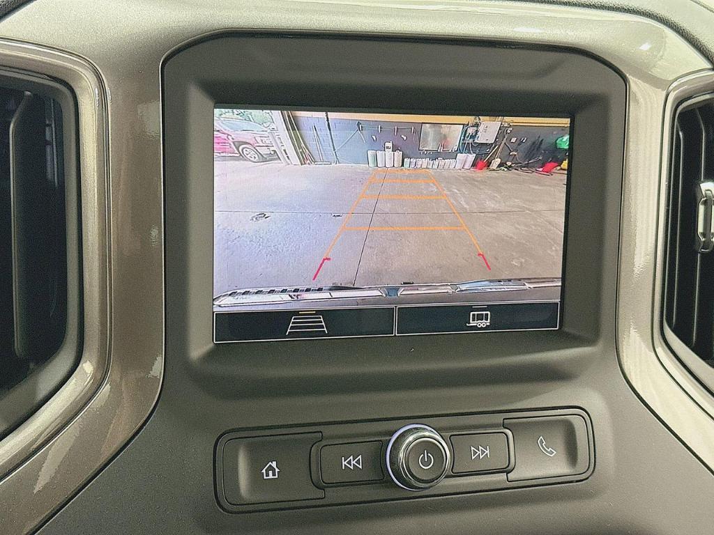 new 2025 GMC Sierra 2500 car, priced at $49,300
