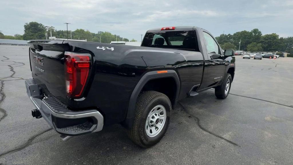 new 2025 GMC Sierra 2500 car, priced at $49,300