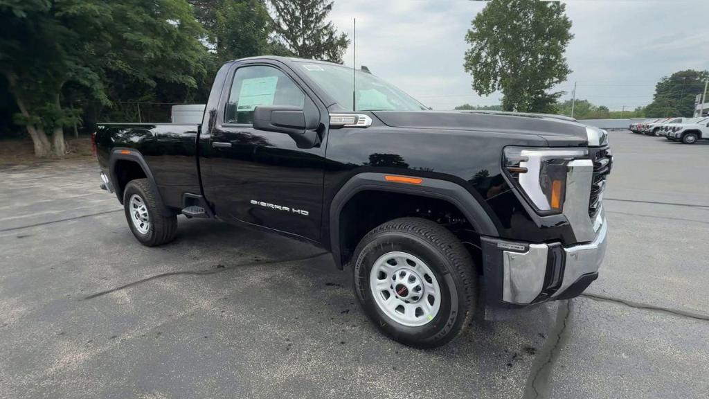 new 2025 GMC Sierra 2500 car, priced at $49,300