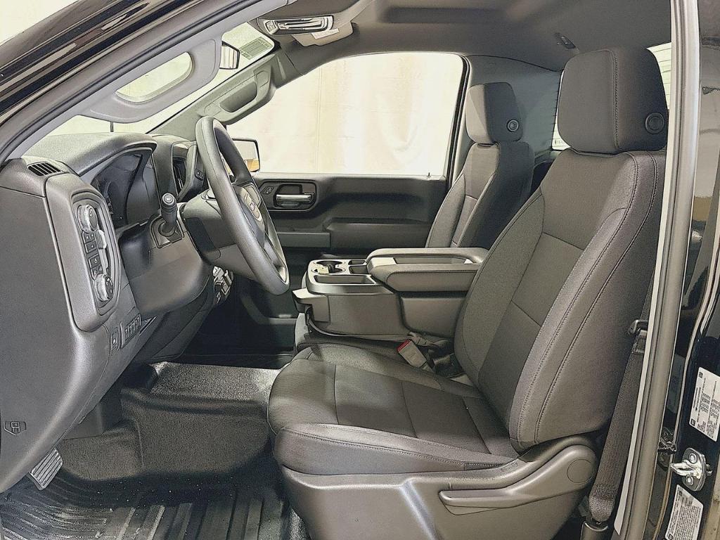 new 2025 GMC Sierra 2500 car, priced at $49,300