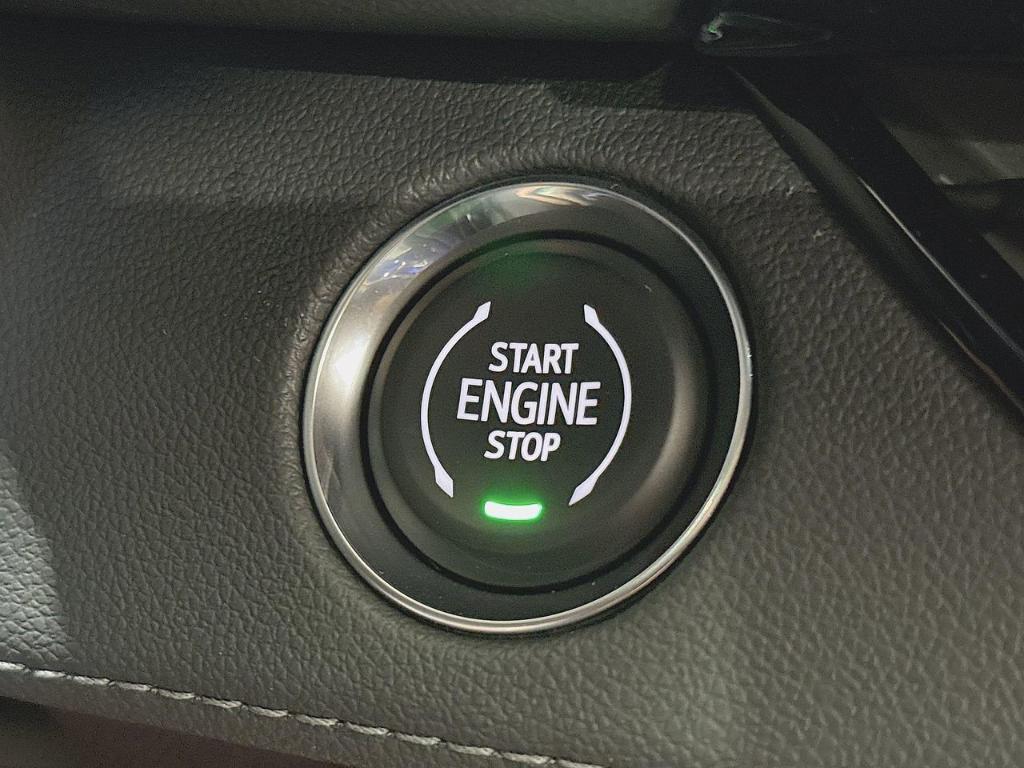 new 2025 Buick Enclave car, priced at $59,270