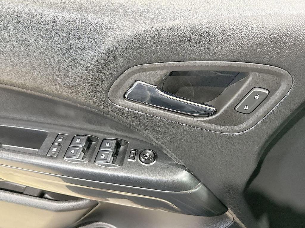 used 2022 GMC Canyon car, priced at $34,900
