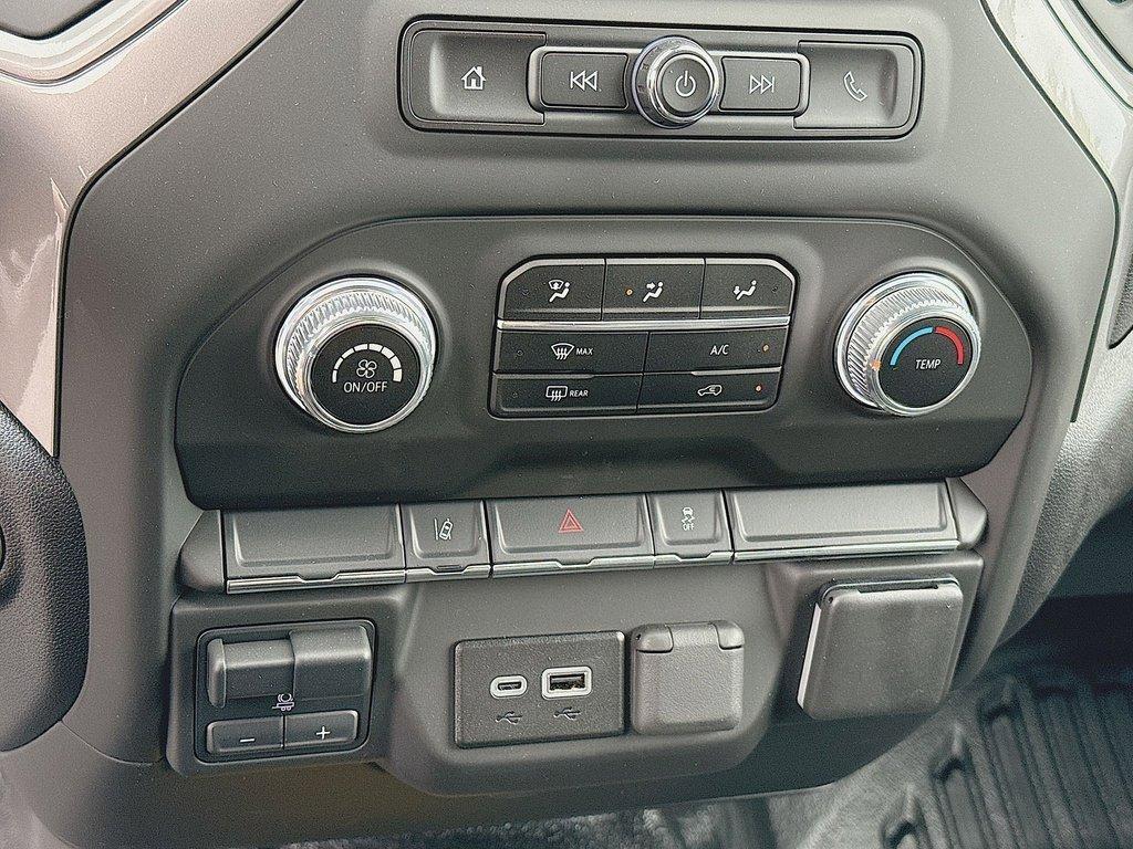 new 2025 GMC Sierra 3500 car, priced at $69,093