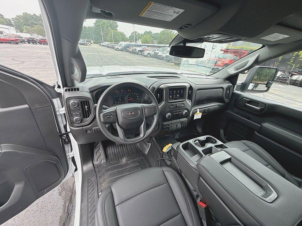 new 2025 GMC Sierra 3500 car, priced at $69,093