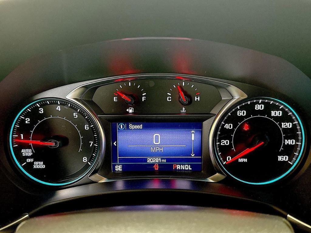 used 2022 Chevrolet Equinox car, priced at $25,900