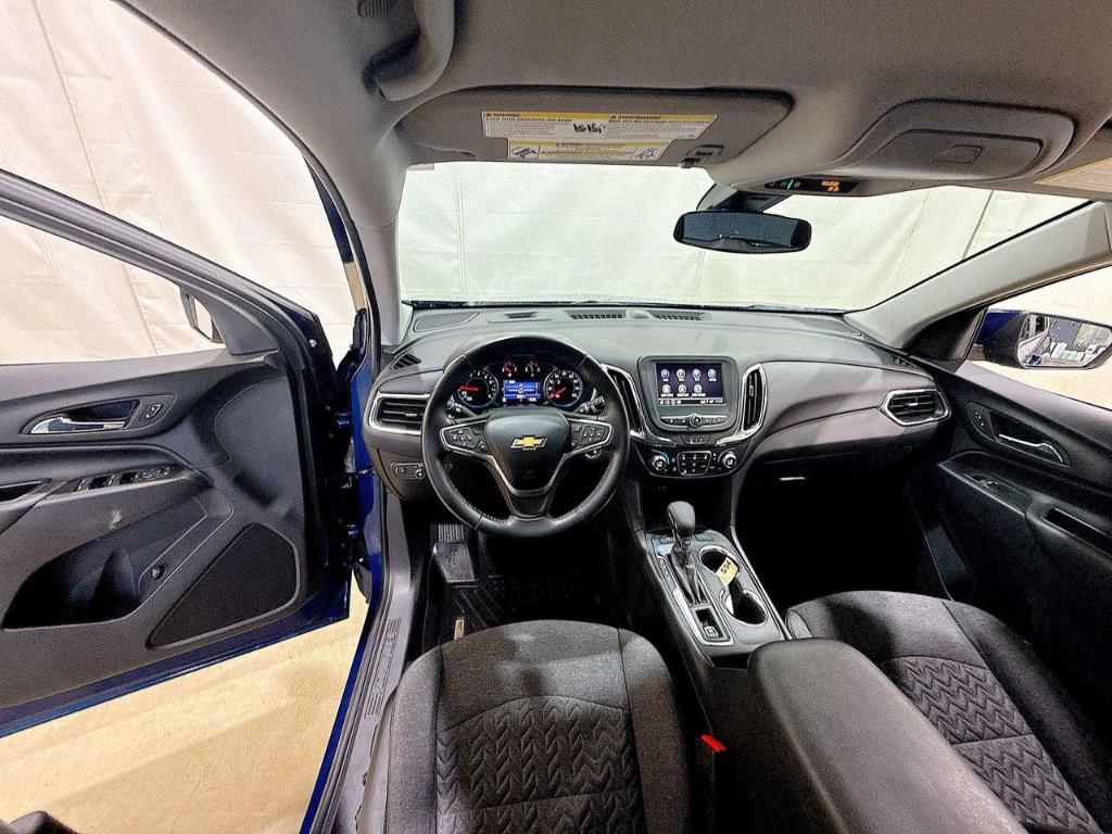 used 2022 Chevrolet Equinox car, priced at $25,900