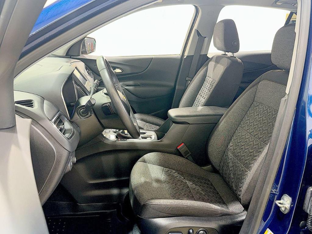 used 2022 Chevrolet Equinox car, priced at $25,900