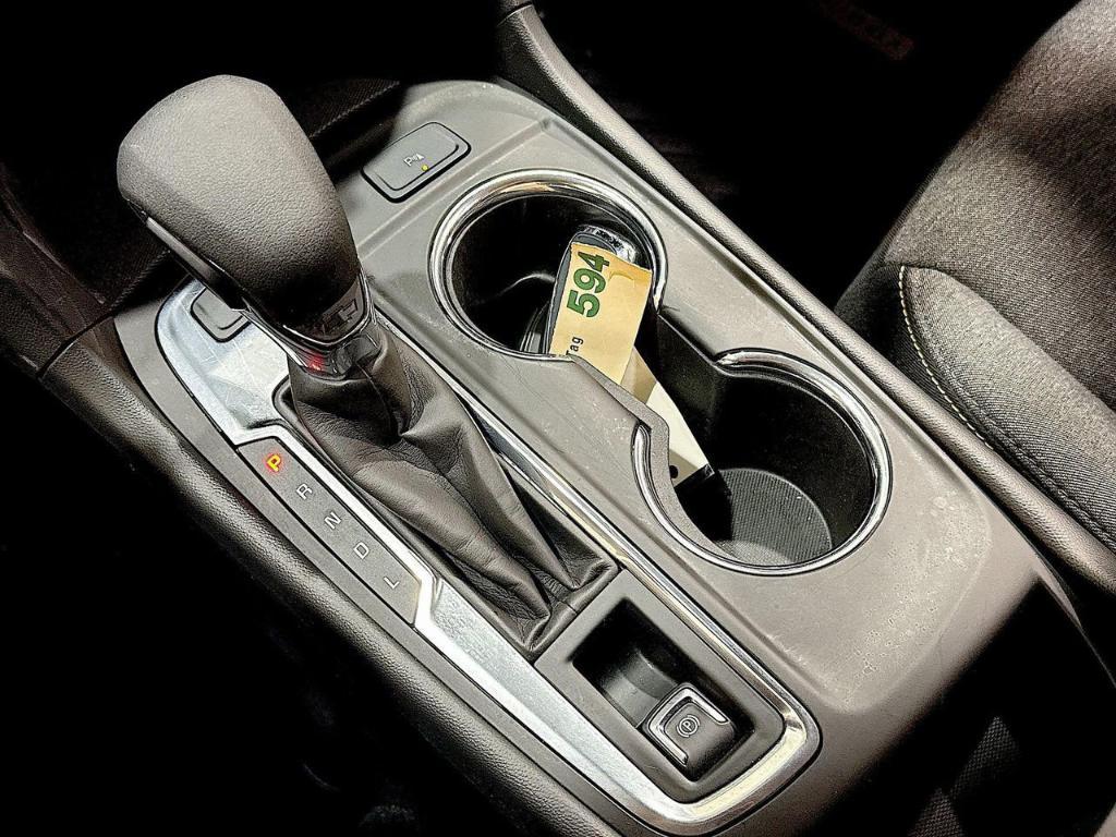 used 2022 Chevrolet Equinox car, priced at $25,900