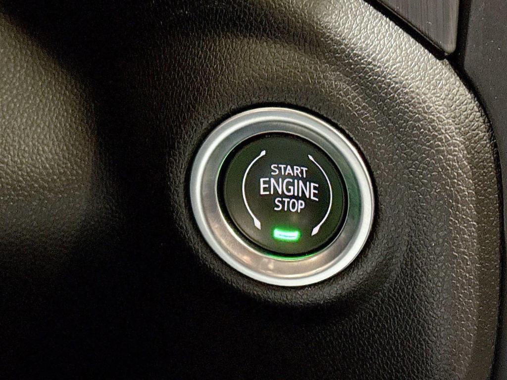 used 2022 GMC Sierra 2500 car, priced at $69,900