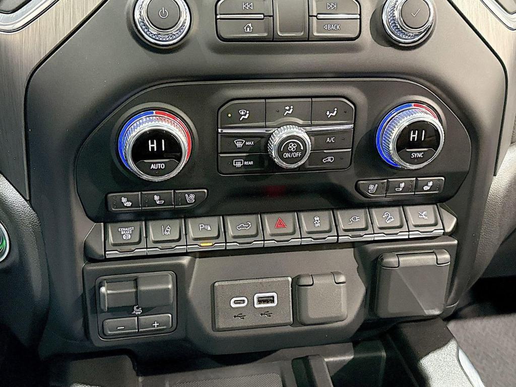 used 2022 GMC Sierra 2500 car, priced at $69,900