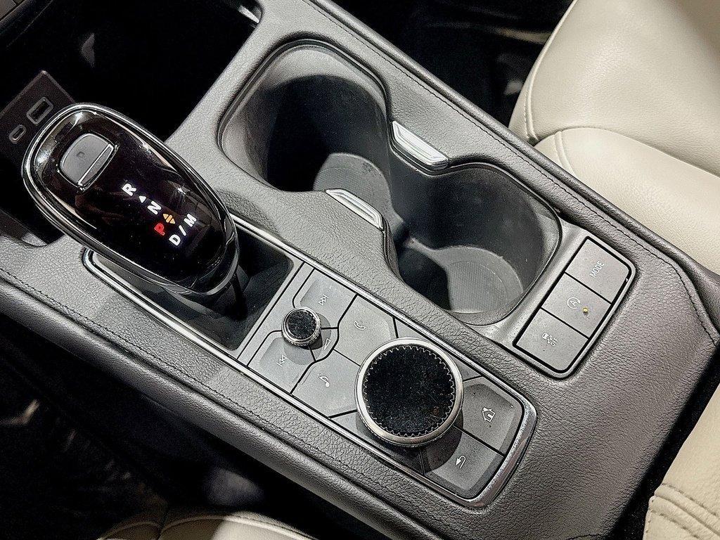 used 2023 Cadillac XT4 car, priced at $29,000