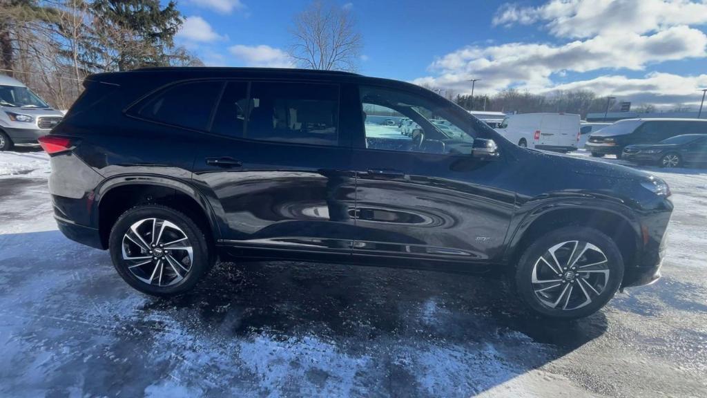 new 2025 Buick Enclave car, priced at $48,786