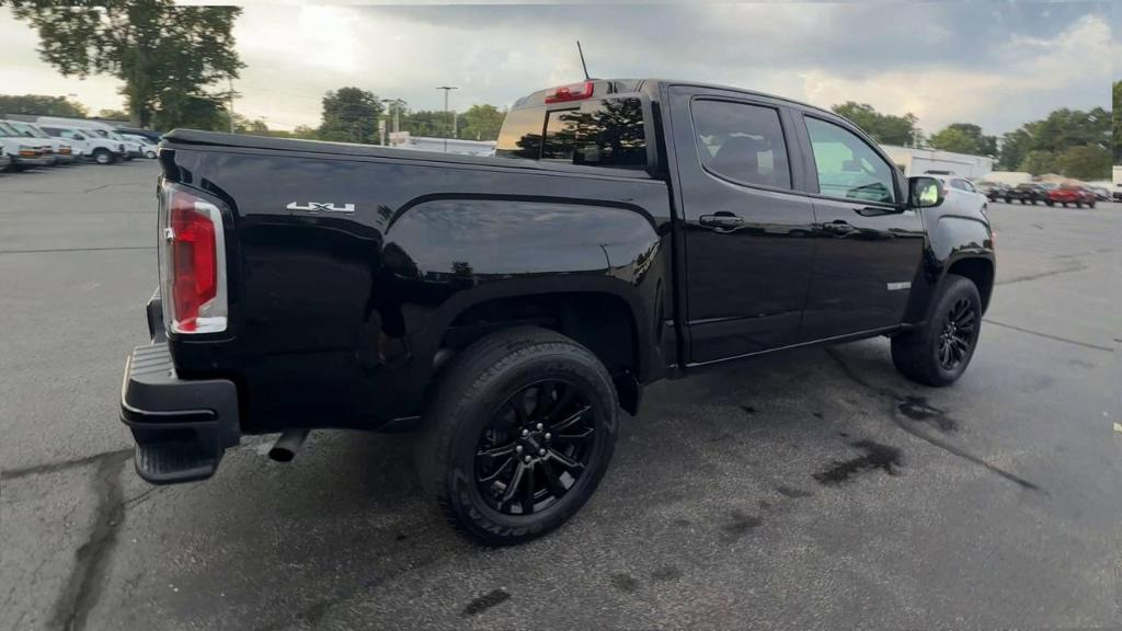 used 2022 GMC Canyon car, priced at $31,900