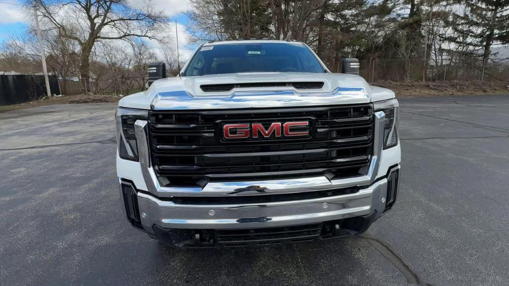 new 2025 GMC Sierra 2500 car, priced at $51,420
