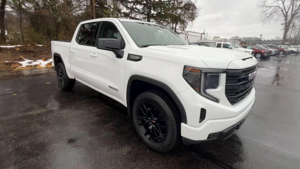 new 2025 GMC Sierra 1500 car, priced at $60,640