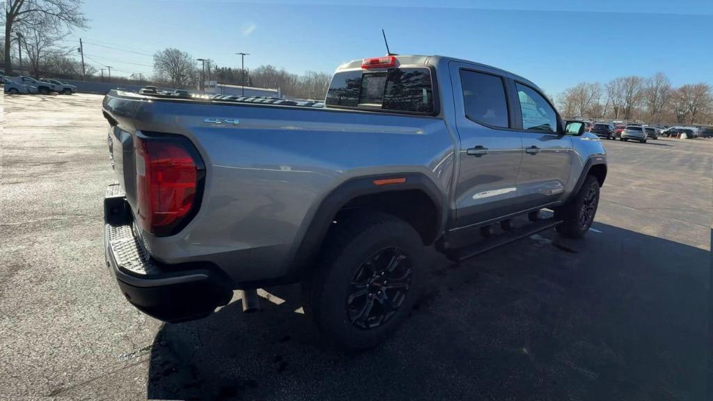 new 2025 GMC Canyon car, priced at $47,095