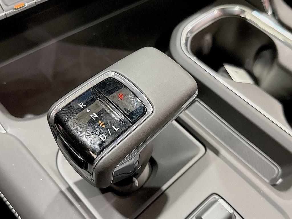 new 2026 GMC Sierra 1500 car, priced at $79,325