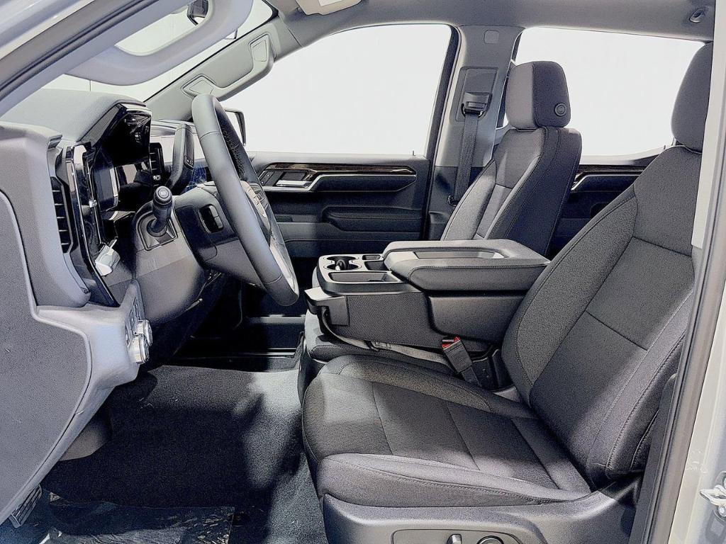 new 2025 GMC Sierra 1500 car, priced at $48,590