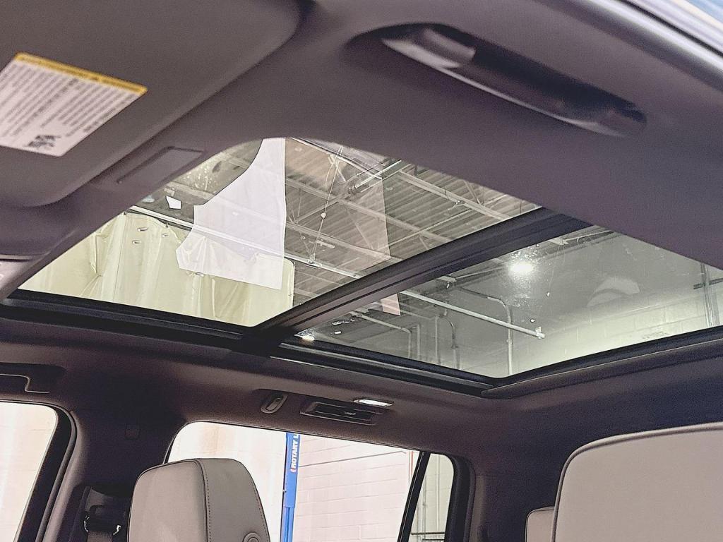new 2025 GMC Yukon XL car, priced at $81,260