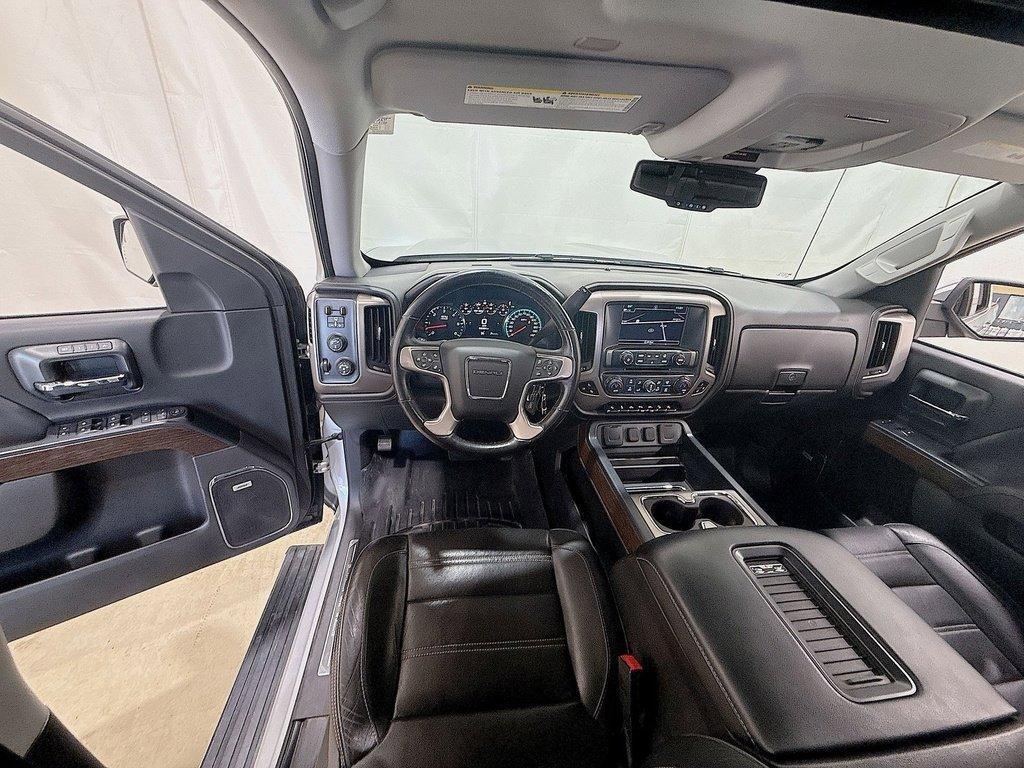 used 2018 GMC Sierra 1500 car, priced at $33,900