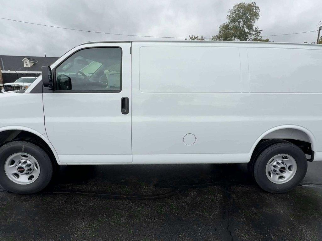 new 2025 GMC Savana 2500 car, priced at $51,005
