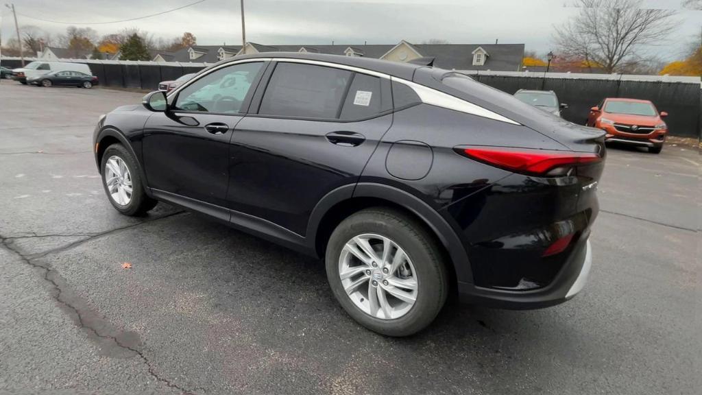 new 2025 Buick Envista car, priced at $27,171