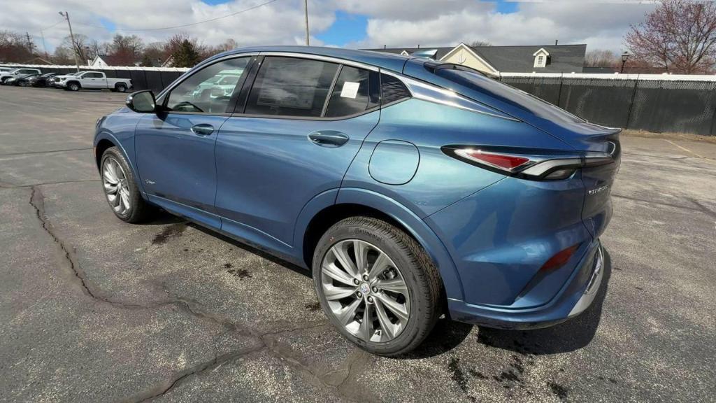 new 2025 Buick Envista car, priced at $30,856