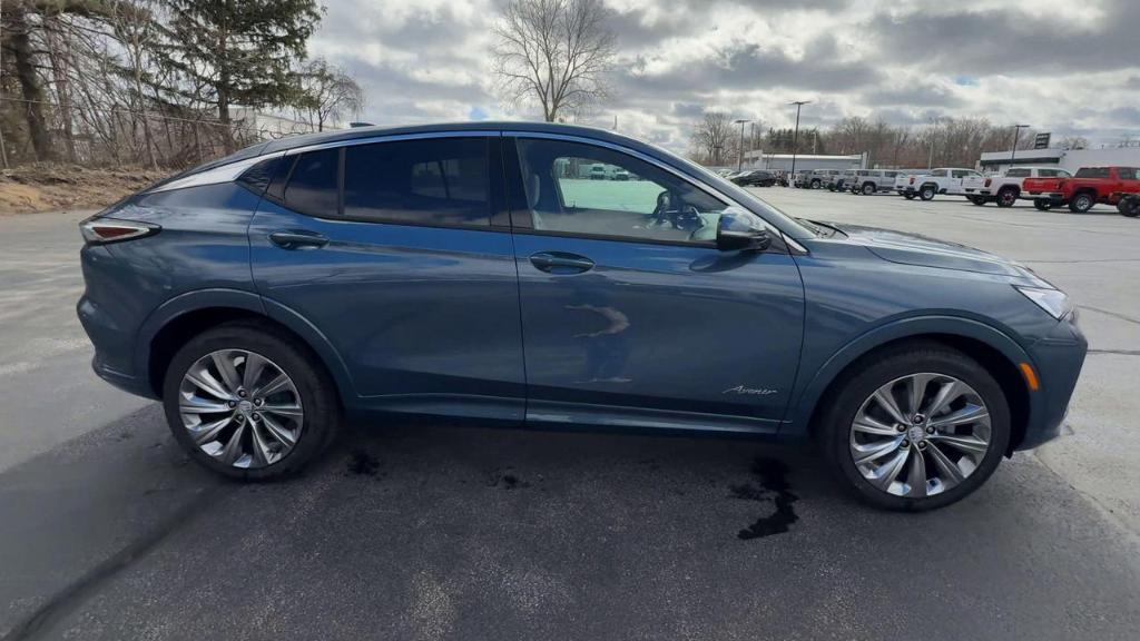 new 2025 Buick Envista car, priced at $30,856