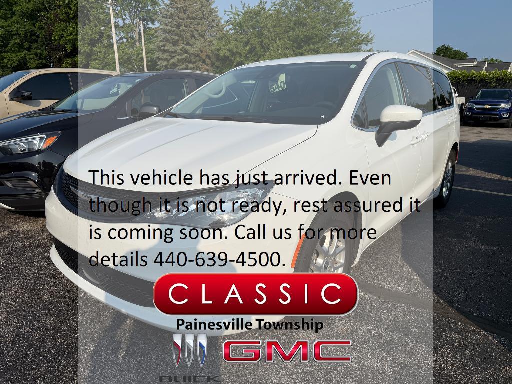 used 2023 Chrysler Voyager car