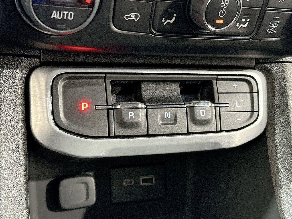 used 2023 GMC Acadia car, priced at $28,900