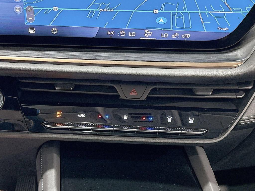 new 2025 Buick Envision car, priced at $45,882