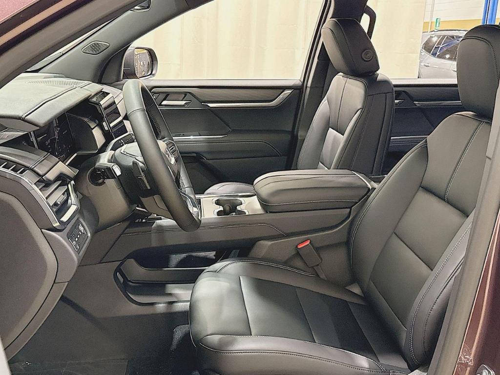 new 2025 GMC Acadia car, priced at $48,040