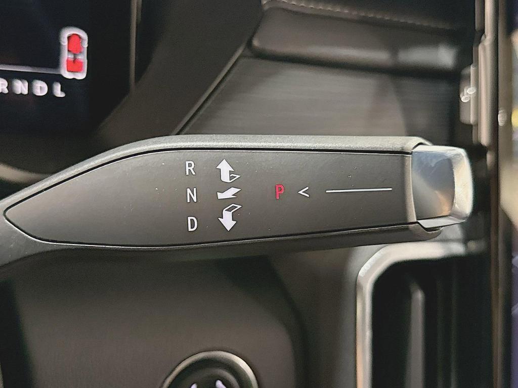 new 2025 GMC Acadia car, priced at $48,040