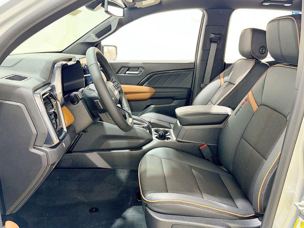 new 2025 GMC Canyon car, priced at $48,265