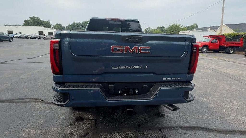 new 2025 GMC Sierra 3500 car, priced at $80,325