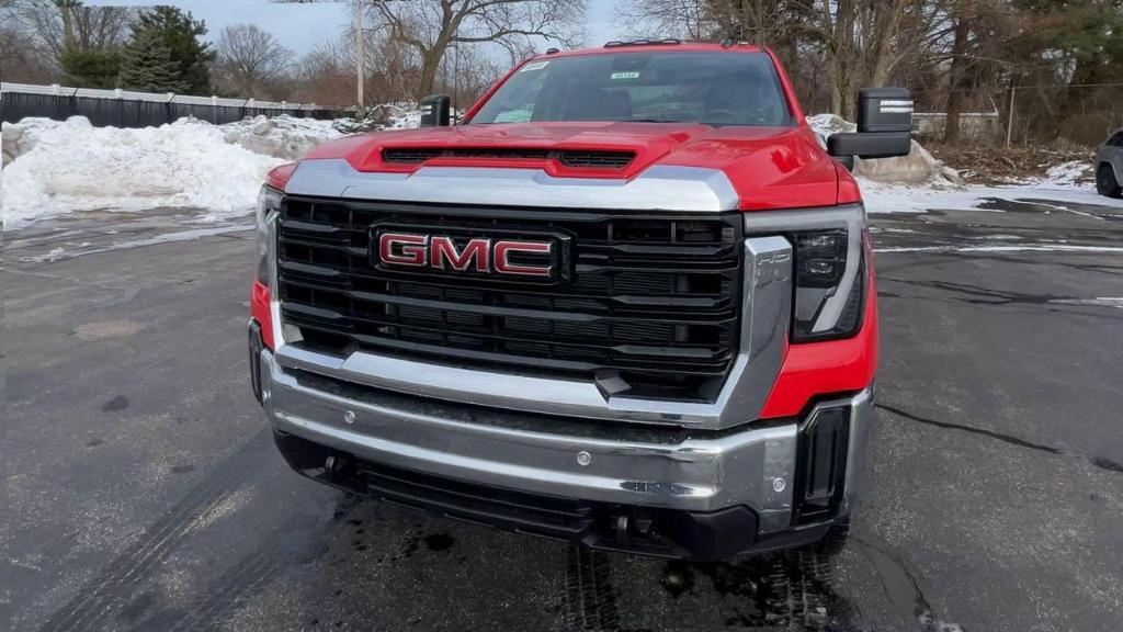 new 2025 GMC Sierra 2500 car, priced at $56,385