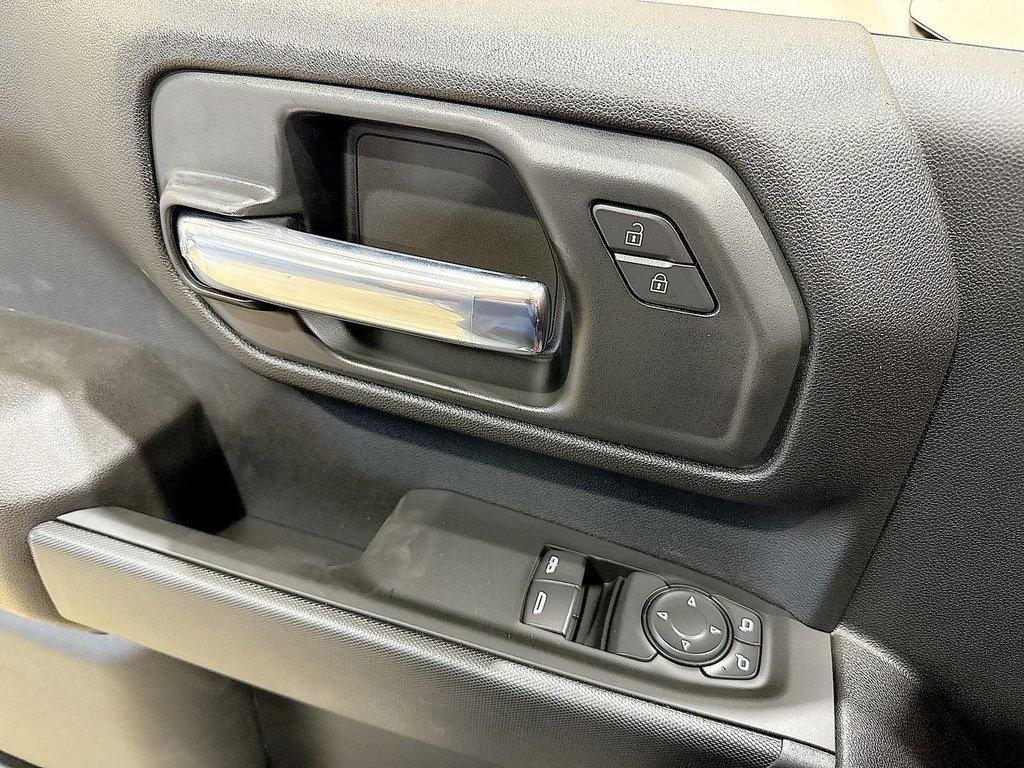 new 2025 GMC Sierra 2500 car, priced at $52,850