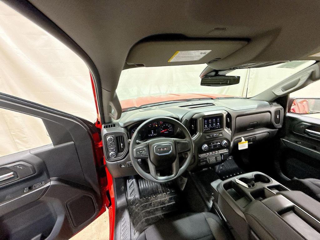 new 2025 GMC Sierra 2500 car, priced at $50,600