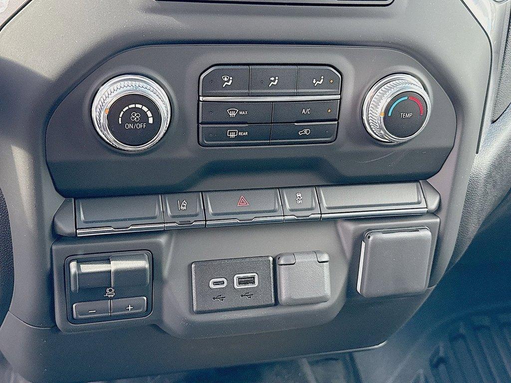 new 2025 GMC Sierra 3500 car, priced at $73,418