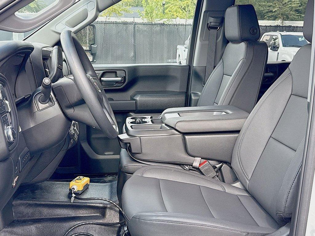 new 2025 GMC Sierra 3500 car, priced at $67,518